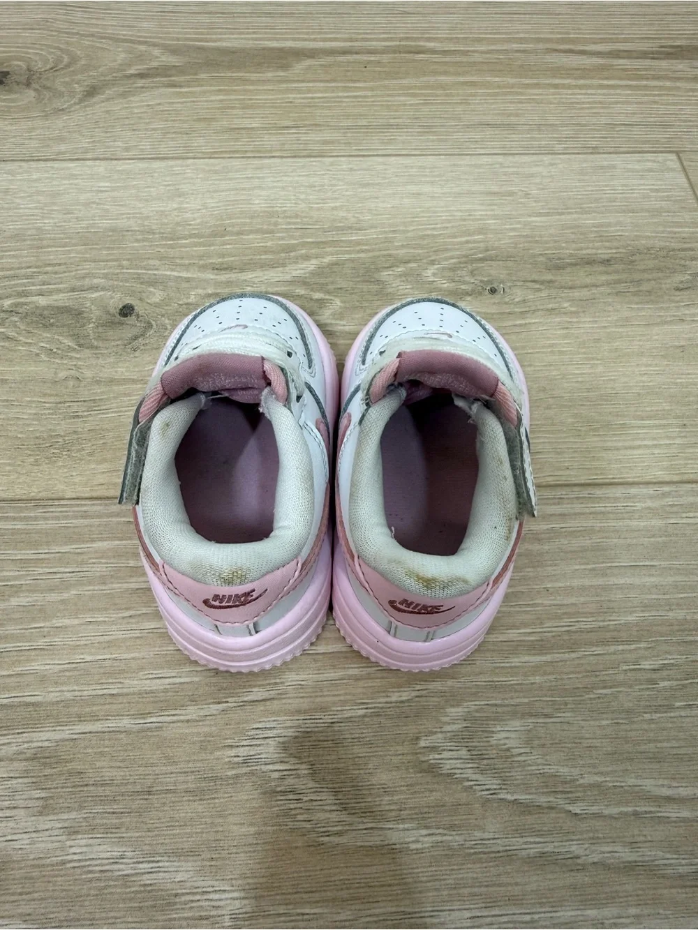 Nike Force 1 Low Sneakers
